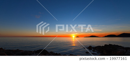 Sunset in the Gulf of La Spezia - Italy 19977161
