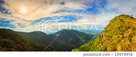 Worlds End. Horton Plains Worlds End. Horton Plains 19979956