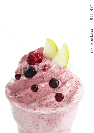 Organic berries and yogurt smoothie Organic berries and yogurt smoothie 19983454