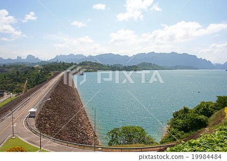 Chiao Lan Dam, Surat Thani, Thailand Chiao Lan Dam, Surat Thani, Thailand 19984484