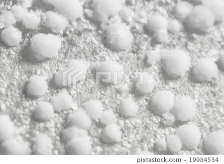 Round hardened sodium glutamate (umami seasoning) 19984534