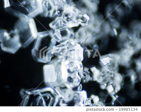 Crystal of alum 19985134