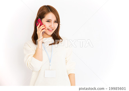 有智慧型手機的女人 有智慧型手機的女人 19985601