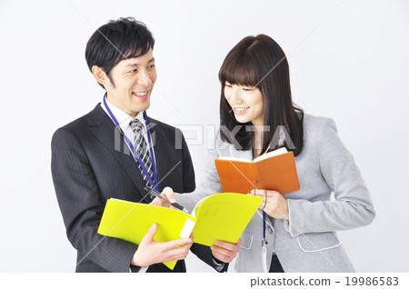 Businessman standing and talking 19986583