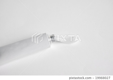 管狀軟膏 19988027