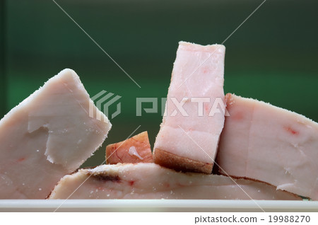 Large chunks of salty white fat. 19988270