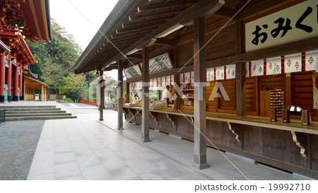 Tsuruoka Hachimangu Shrine front 19992710