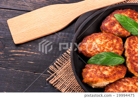 Fried cutlets Fried cutlets 19994475