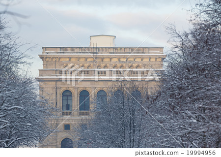 Regional Center of Youth Culture in Kaliningrad 19994956