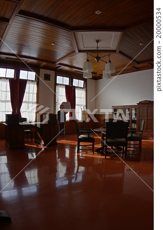 Shinshu Matsumoto重要文化遺產舊系統松本高中修復主要房間大正時代西方建築風格的典型例子 Shinshu Matsumoto重要文化遺產舊系統松本高中修復主要房間大正時代西方建築風格的典型例子 20000534