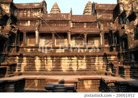 從Angkor Watross Cross Corridor 從Angkor Watross Cross Corridor 20001952