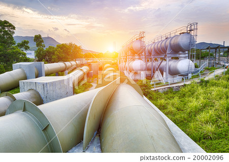 Oil and gas industry refinery factory at sunset 20002096