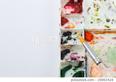 Working space of water color painting 20002428