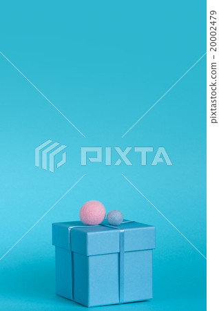 Blue gift box with decoration 20002479