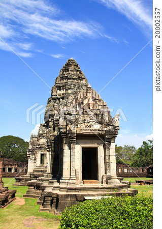 View of the historic Prasat Hin Phimai Castle View of the historic Prasat Hin Phimai Castle 20002557