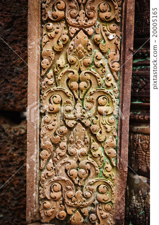 Bas relief in Banteay Srei, Cambodia 20005165