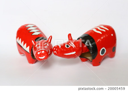 Red-crowned 20005459