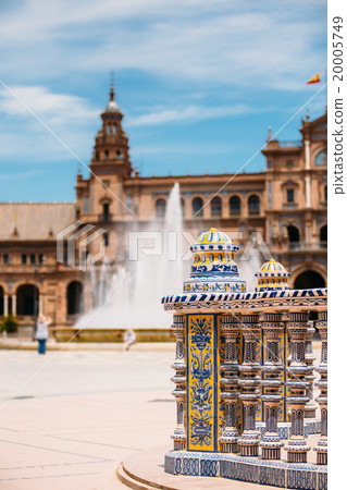 Detail of famous landmark - Plaza de Espana in 20005749