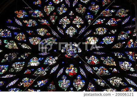 Stained glass of Sainte Chapelle church 20006121