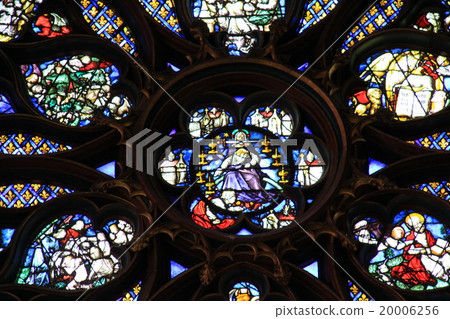 Stained glass of Sainte Chapelle church 20006256