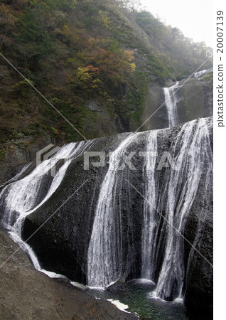 Full view of Fukurodon Waterfall 20007139