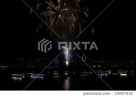 Odaiba Rainbow Fireworks 2015 20007916