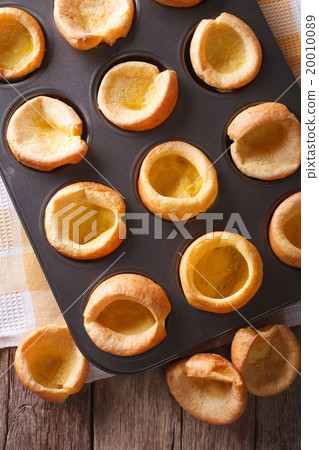 Yorkshire puddings in baking dish closeup 20010089