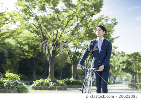 推擠自行車的商人 推擠自行車的商人 20022085