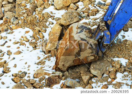Small bulldozer excavator. 20026395