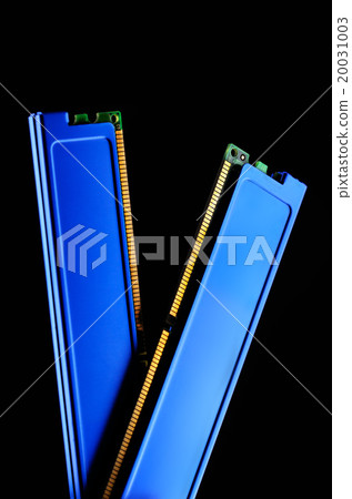 Photo of DDR RAM memory module 20031003