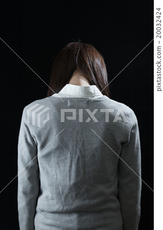 絕望的女士背後 20032424