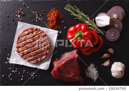Raw beef Burger cutlets with ingredients Raw beef Burger cutlets with ingredients 20034790