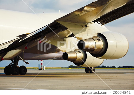 Engines of the cargo airplane 20034841