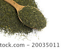 Green tea on wooden spoon, isolated on white 20035011