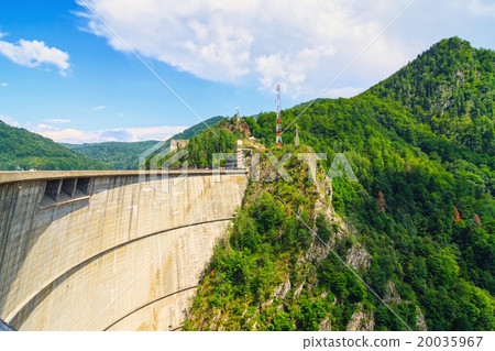Vidraru dam, Fagaras mountains, Romania Vidraru dam, Fagaras mountains, Romania 20035967
