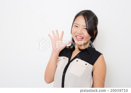 Teenager female 20039710