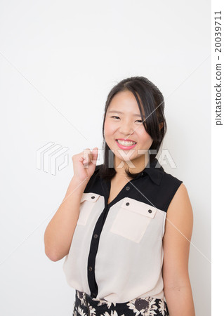 Teenager female 20039711