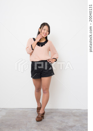 Teenager female Teenager female 20040131