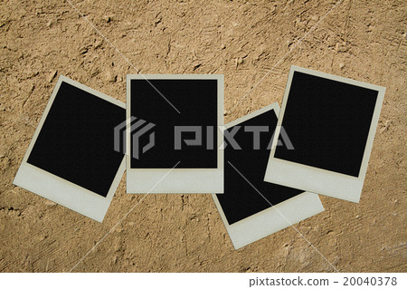 picture frame on clay 20040378