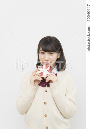 有禮物的學校女孩 有禮物的學校女孩 20040447