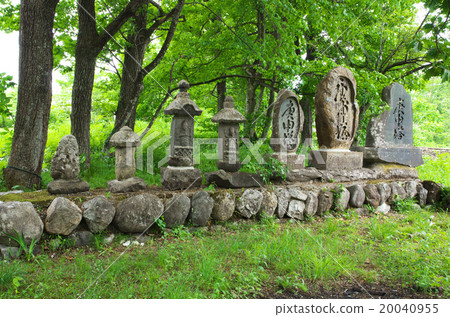 Stone Buddha group of Hakuba village 20040955