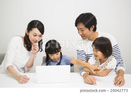 家庭4人操作Portrait PC 家庭4人操作Portrait PC 20042773