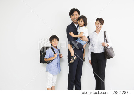 4人與肖像家庭 20042823