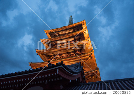 圖庫照片: view of the asakusa temple in tokyo, japan