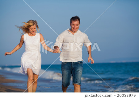 run on beach run on beach 20052979