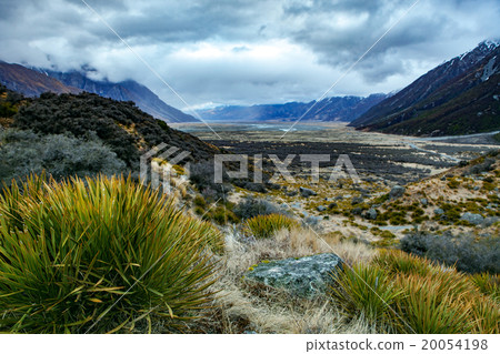 aoraki - mt.cook national park new zealand aoraki - mt.cook national park new zealand 20054198