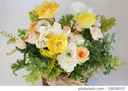 Bouquet of Ranunculus and roses and tulips Bouquet of Ranunculus and roses and tulips 20056015