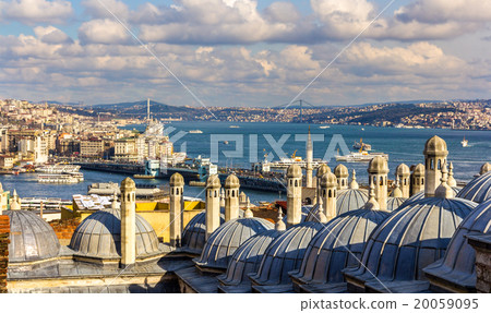 Vew of the Bosphorus strait from Sueymaniye Mosque 20059095