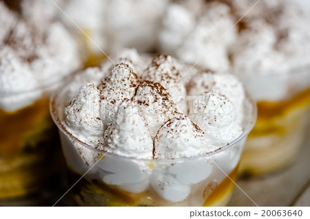 Banoffee cake 20063640