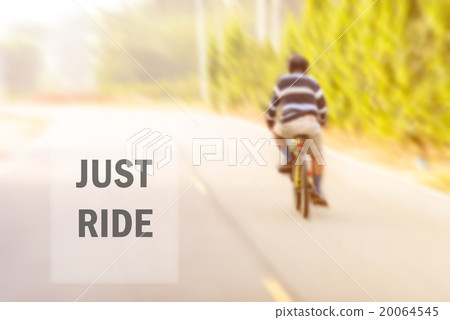Blurry background Back of Senior Asian man cyclist 20064545
